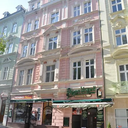 No. 27 Zeyerova 3 *