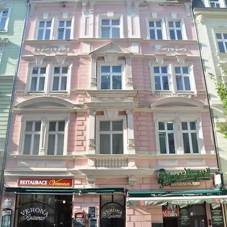 No. 27 Zeyerova 3